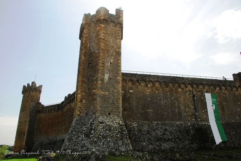 0109.JPG - Ecco il Castello di Montalcino