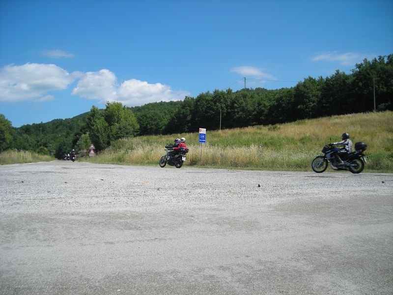 1396.JPG - Splendide stradine di campagna della bassa toscana