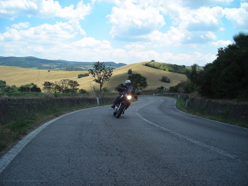 1430.JPG - Il gruppone nelle curve