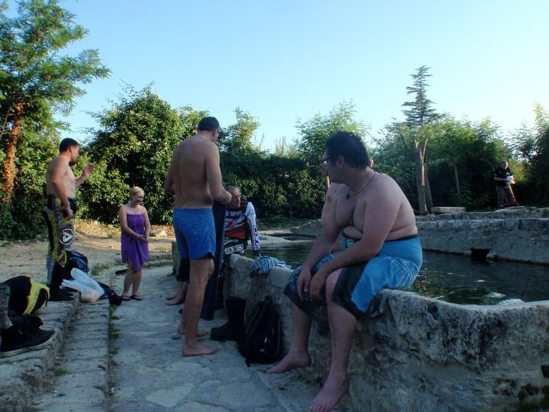 2001.JPG - Ci rivestiamo