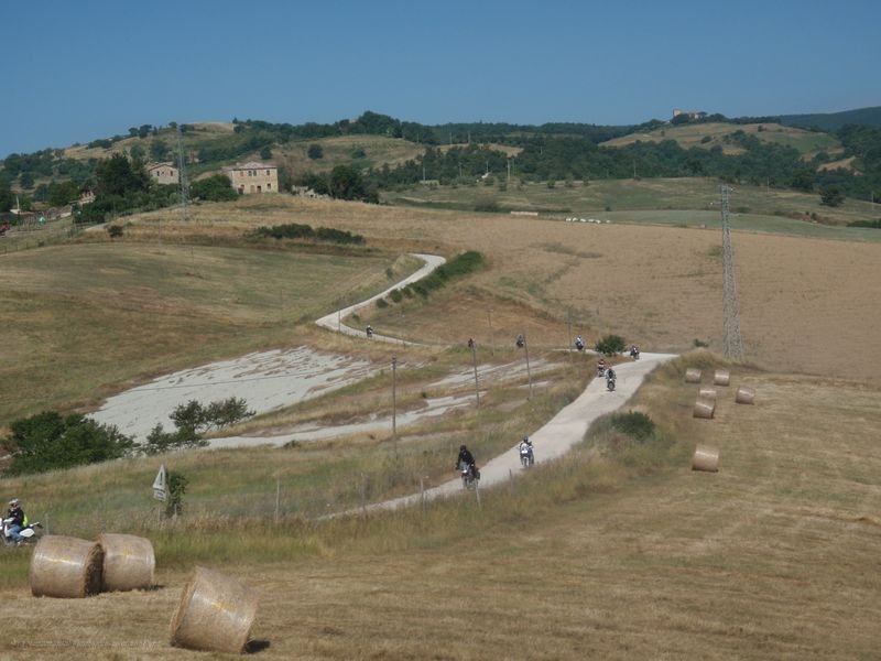 981.JPG - Sterratone in discesa