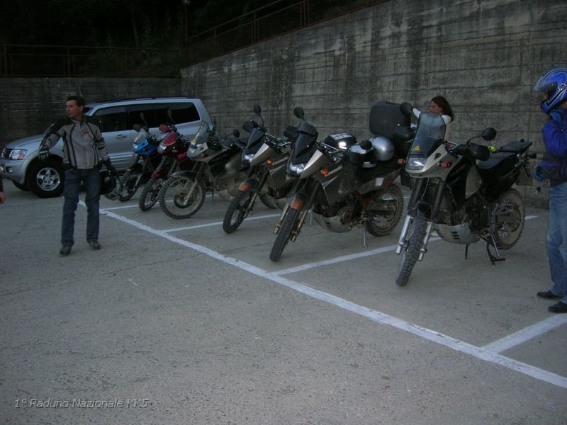 525.JPG - Arrivati a Radicofani..ormai è quasi buio ed la stanchezza si fa sentire...