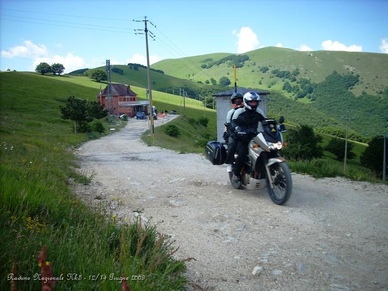 DSCN6143.JPG - Moto cariche come muli